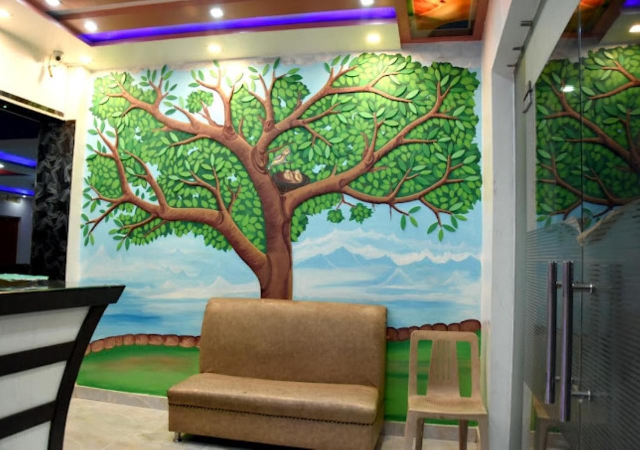 Hotel Roshan Varanasi Ngoại thất bức ảnh