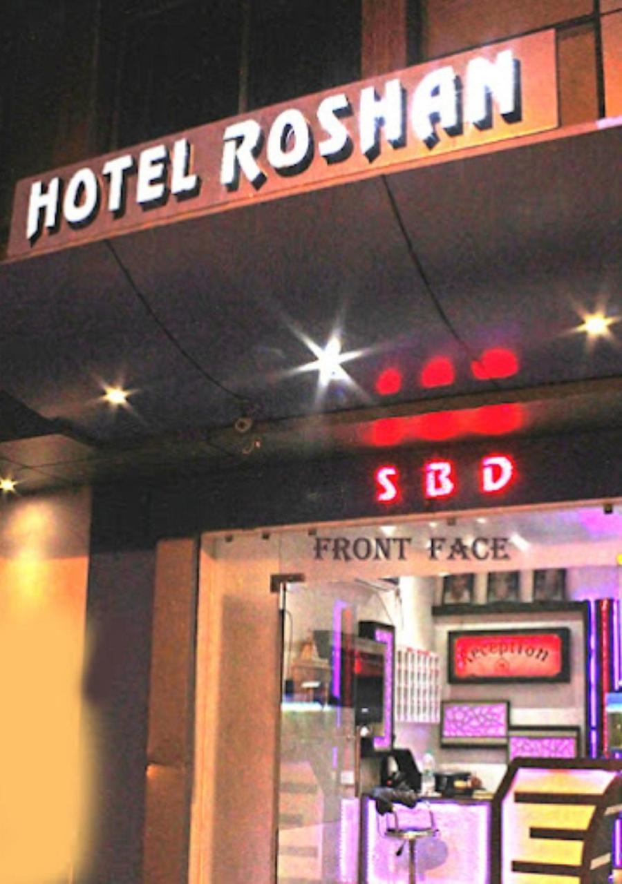 Hotel Roshan Varanasi Ngoại thất bức ảnh